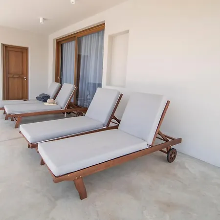 Avli Villa